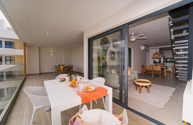 4 Bedroom Beach Penthouse w Private Rooftop - Foto 28