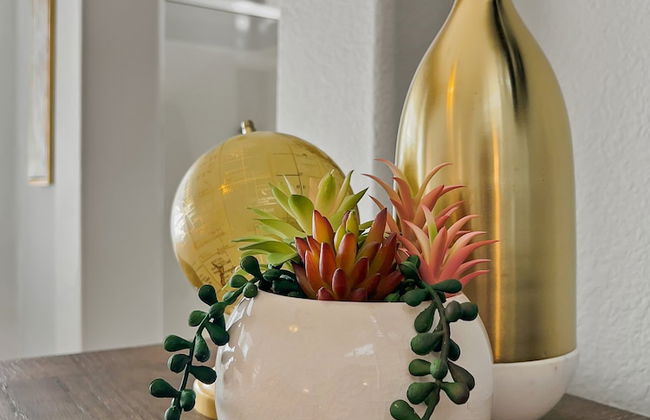 Kimberly Surprise - Photo 36