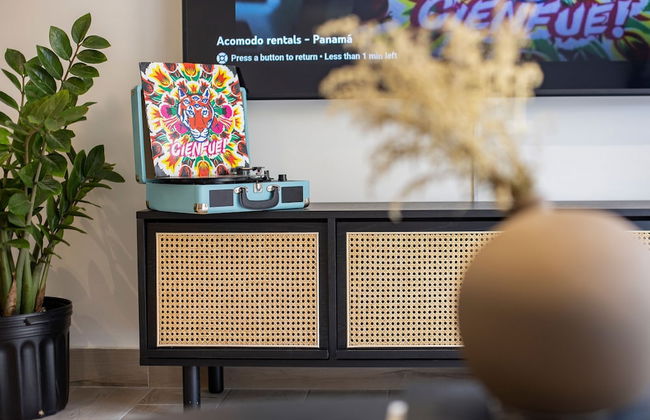 The Gentleman by Acomodo Casco Viejo - Photo 32