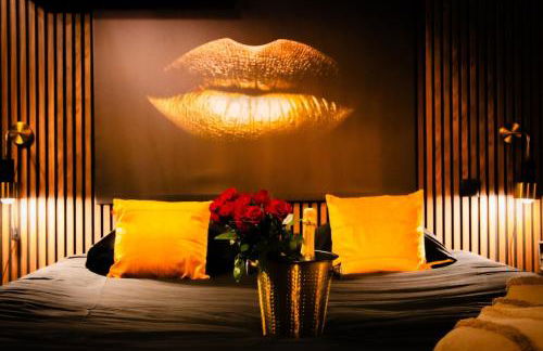 L'Aphrodite, Suite de LUXE - Love room - JACUZZI - Foto 16