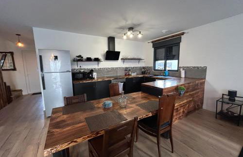 Paisible MAISON familiale - 4 Chambres - 2 SDB - terrasse et jardin - parking privé - Limoges - Foto 12