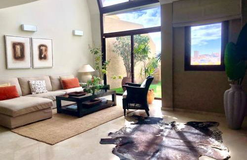 Precioso chalet en Santa Cruz con piscina - Foto 13