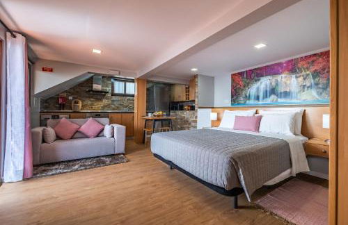 Casa do Miradouro -Fantástico Estúdio - Foto 1