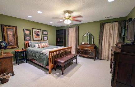 Midway Manor - Private Events, Weddings, Reunions - Foto 66