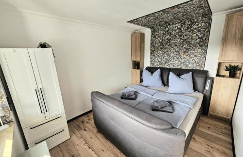 Gipfelpanorama Winterberg mit Berg- und Seeblick, Boxspringbett mit ausfahrbarem TV - Foto 11