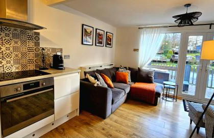 Dillons Lakeside Lodge - Photo 22