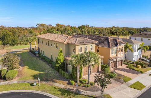 Luxury Resort Family Home Professionally Furnished Ultra Comfortable beds Epic Mario Game Room Themed Bedrooms Heated Pool and Spa Outdoor Grill Golf Course View - Foto 54