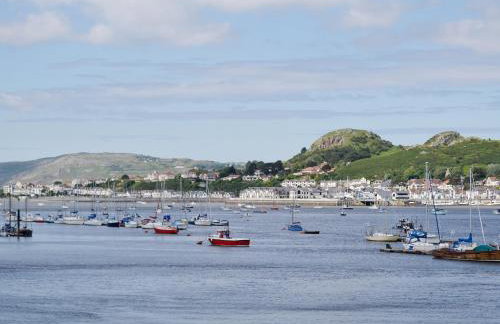 The Coach House - Hw7593 - Photo 13