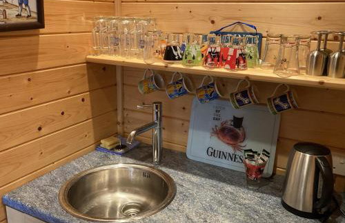 Exclusive 2 Bedroom Apartment with Summer House and Hot Tub - Foto 37