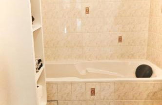 CHARMANT APPARTEMENT SUR SOTTEVILLES LES ROUEN - Foto 3