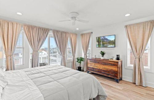 Steps From Beach & Boardwalk, Ocean Views with 5 Decks, 3 Cars - Foto 47