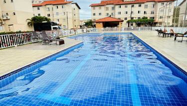Apartamento 100 metros da praia com piscina - Foto 1