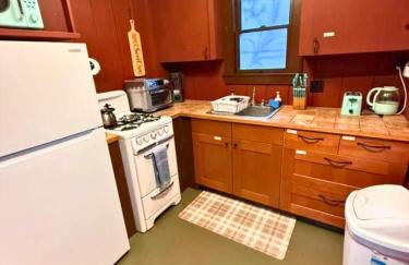 Charming Garden Cottage & Walk to UC & BART & Parking - Photo 40