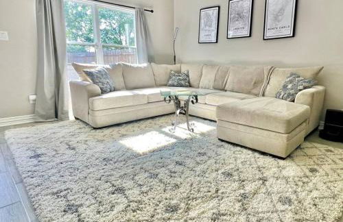 Black and White Retreat 8min to downtown - Foto 15