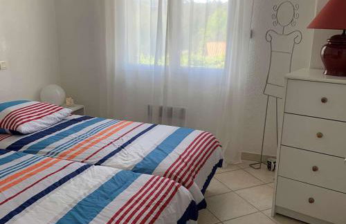 Villa spacieuse avec piscine chauffée, jardin et terrasse à Petit-Piquey - FR-1-736-9 - Photo 25