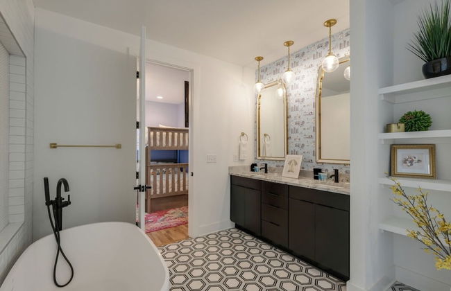 Dolly s Big House - 18 Beds Skydeck Views - Foto 34