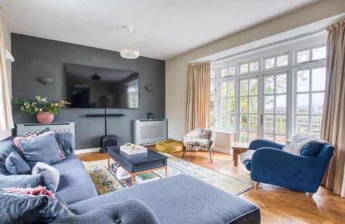 Beautiful Country House with Forest View & Garden - Foto 29