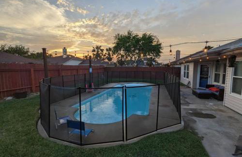 Blissful Heated Pool Retreat - Foto 7