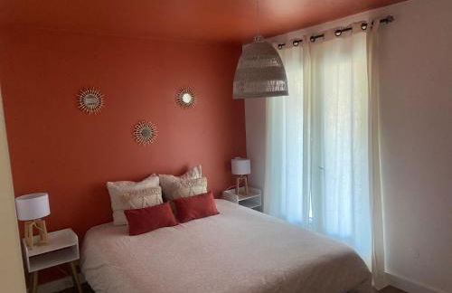 Maison avec piscine et jacuzzi proche de la rivière idéale pour un séjour détente - Photo 12