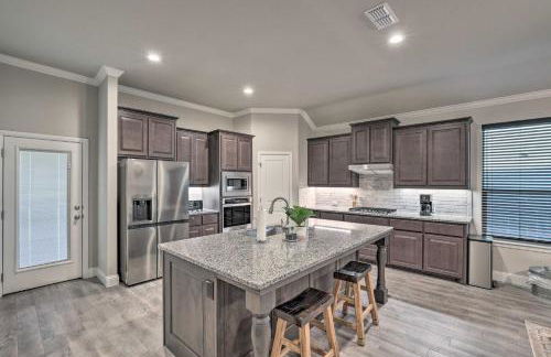 Aledo Home Covered Patio and Yard, Near Fort Worth! - Foto 5