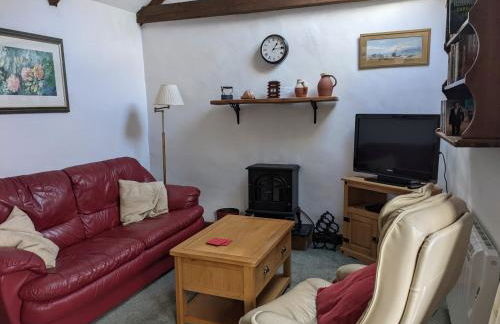 The Cottage, Little Trembroath - Photo 3