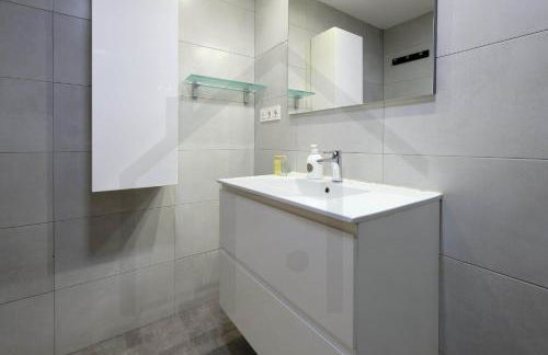 Campoamor Centro - Coqueto apartamento con WiFi. - Photo 50