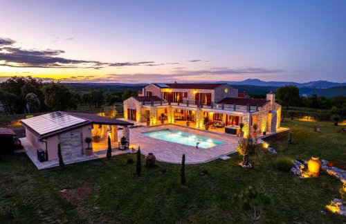 Villa Antea for 10 people near Barban with heated pool 75 m2 - wellness & large garden - full service - Photo 1