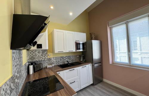 70m2 climatisé - Parking privé - Terrasse - 2 chambres - Lycée Roosevelt - Reims Arena - Foto 10