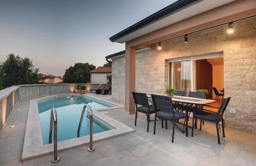 Vila Una with private pool near Rovinj - Photo 27