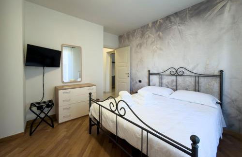 Montanari Palace - Photo 21