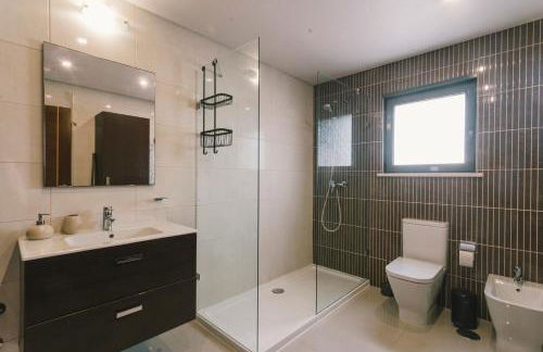 Bica, luxury heated penthouse with jacuzzi and large terrace in Baleal - Foto 8