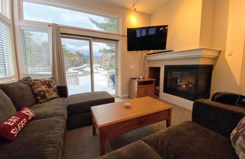 FV50 Pet friendly single level home in Bretton Woods walk to golf course and Mt Washington Hotel - Foto 4