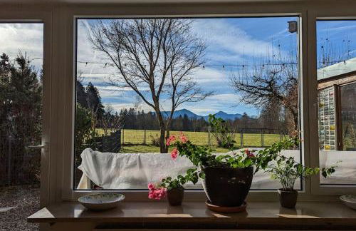 Ferienwohnung mit Garten und Bergblick - Foto 10