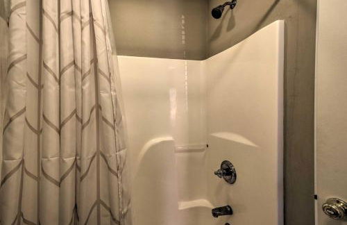 Lake Keowee Escape with Dock, Deck and Lake Access! - Foto 20