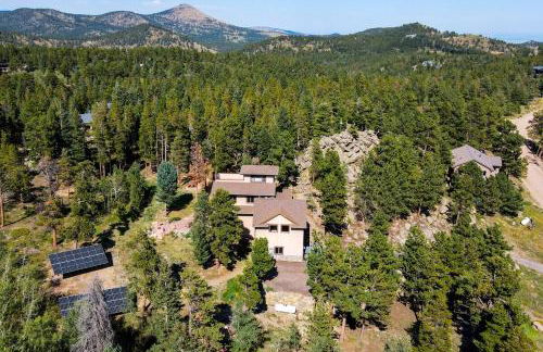 Luxurious Rocky Mountain Retreat above Boulder - Foto 18