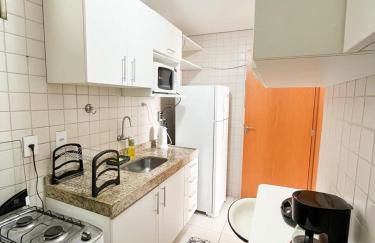 Apto com Estilo e Conforto no Centro - Foto 24