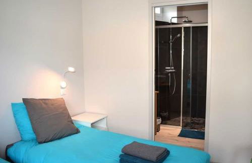 Maison de plain-pied, cour et jardin privé, proche sites touristiques, idéale familles ou amis - FR-1-381-480 - Photo 15