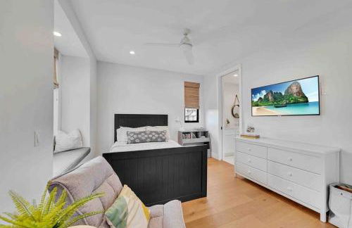 Coastal Paradise . Steps to the beach . Pool . Hot Tub - Foto 43