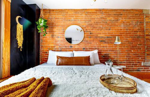 Jungle House Luxury Homes - Columbus Downtown Short North - Walk to Convention Center & Nationwide Arena - Sleeps up to 10 - Free Parking - Over 5,800 Five Stars - Foto 2