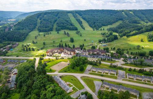 Updated townhome - Walk to Holiday Valley - Foto 6