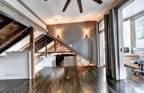 Modern Farm house in heart of the City- Sleeps 12 - Foto 15