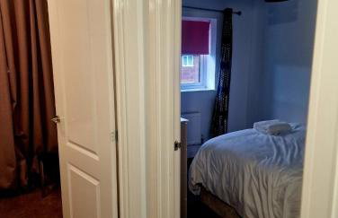 Well Furnished 3 Bedroom House in a cosy estate in Bolton - Foto 8
