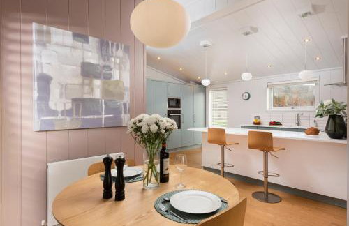 Charterhouse, Strawberryfield Park - Photo 8