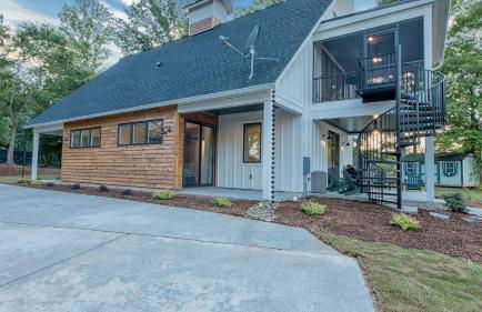 Azalea Retreat by Avantstay Sleeps 34 & Pool - Foto 25