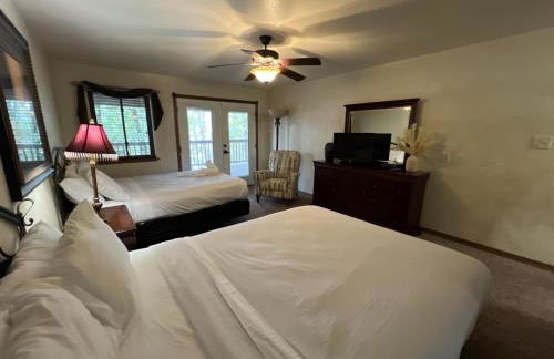 C17, Three bedroom, three bath log-sided, luxury Harbor North cottage with hot tub cottage - Foto 30