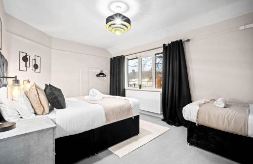 Stylish Three Bedroom House - Accommodates 7 - Parking - Garden - Recently Renovated 162S - Foto 31