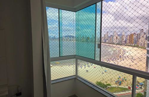 Piscina a beira-mar, tranquilidade e qualidade no melhor de BC - Foto 3