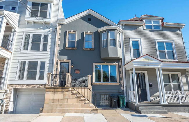 Queen of The Queen City - Foto 1