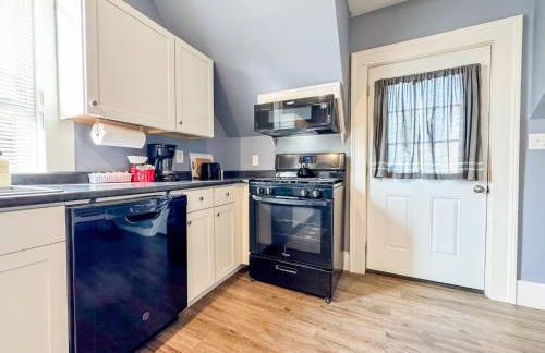 NEW-Queen Beds-Mins to Elliot-Catholic Medical-MHT - Foto 4