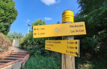 T2 55m² tout confort avec jardin. Cuisine et équipements neufs. Wifi TV parking - Photo 37